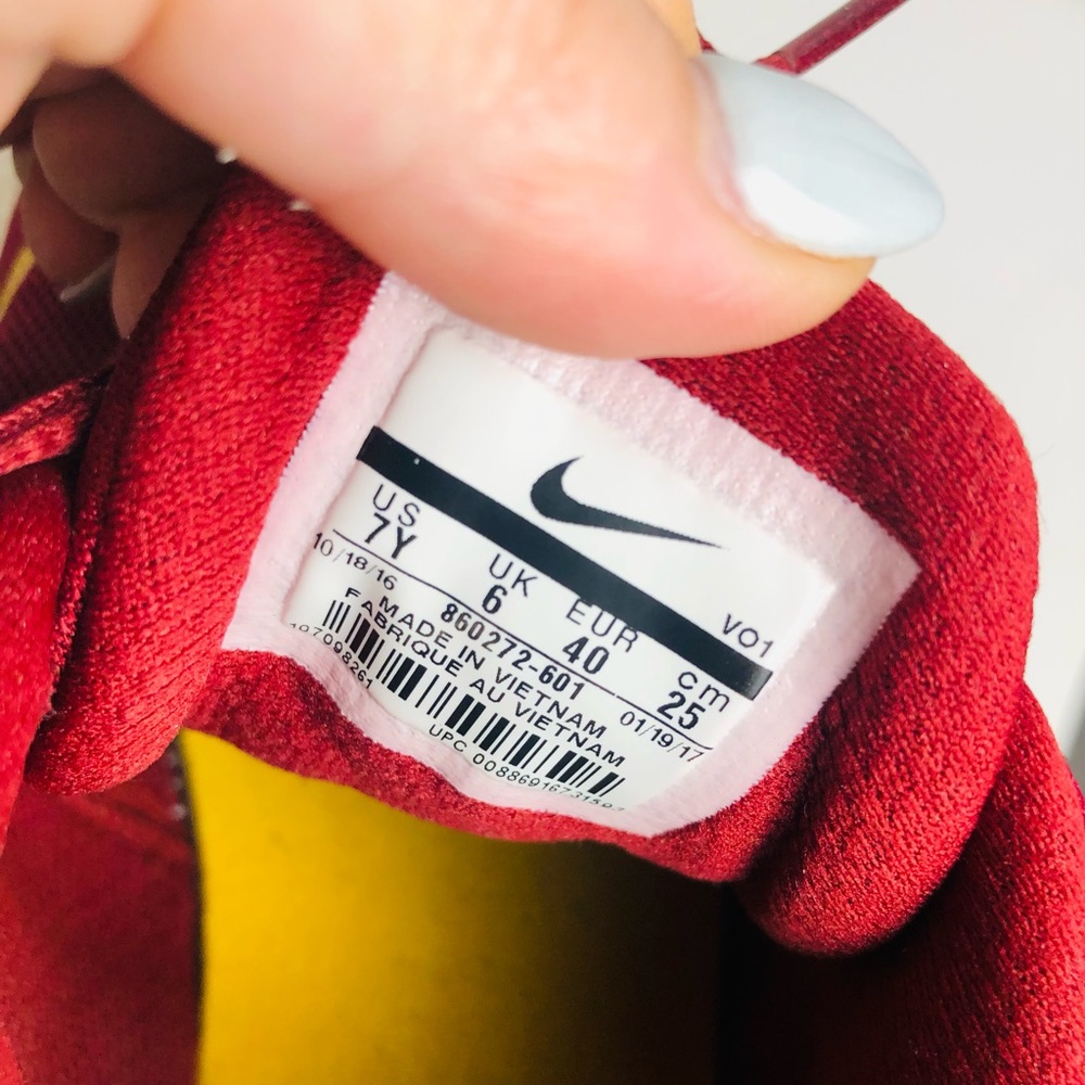 NIKE LEBRON ZOOM WITNESS CAVALIERS WINE sz Y7 - Picture 7 of 10